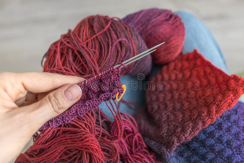 Miten Neulon Kuusi Villasukkaa Käytännöllisellä Ohjeella 7 Miten Neulon Kuusi Villasukkaa Käytännöllisellä Ohjeella