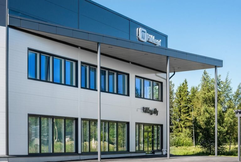 lehto groupin toimistorakennuksen julkisivu