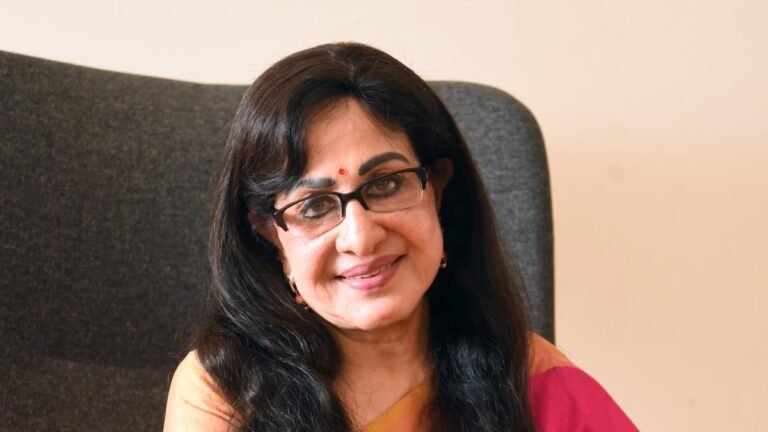 muotokuva hymyilevasta seela sellasta