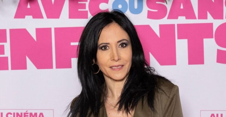 nuori pirkko mannola hymyilee kameraan