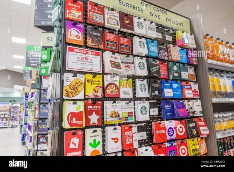 Voiko S-lahjakortilla ostaa alkoholia Suomessa 2 paivittaistavarakaupan hyllyt ja lahjakortti