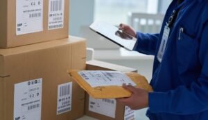 yrityksen monipuolinen palvelu ja tuotekokonaisuus